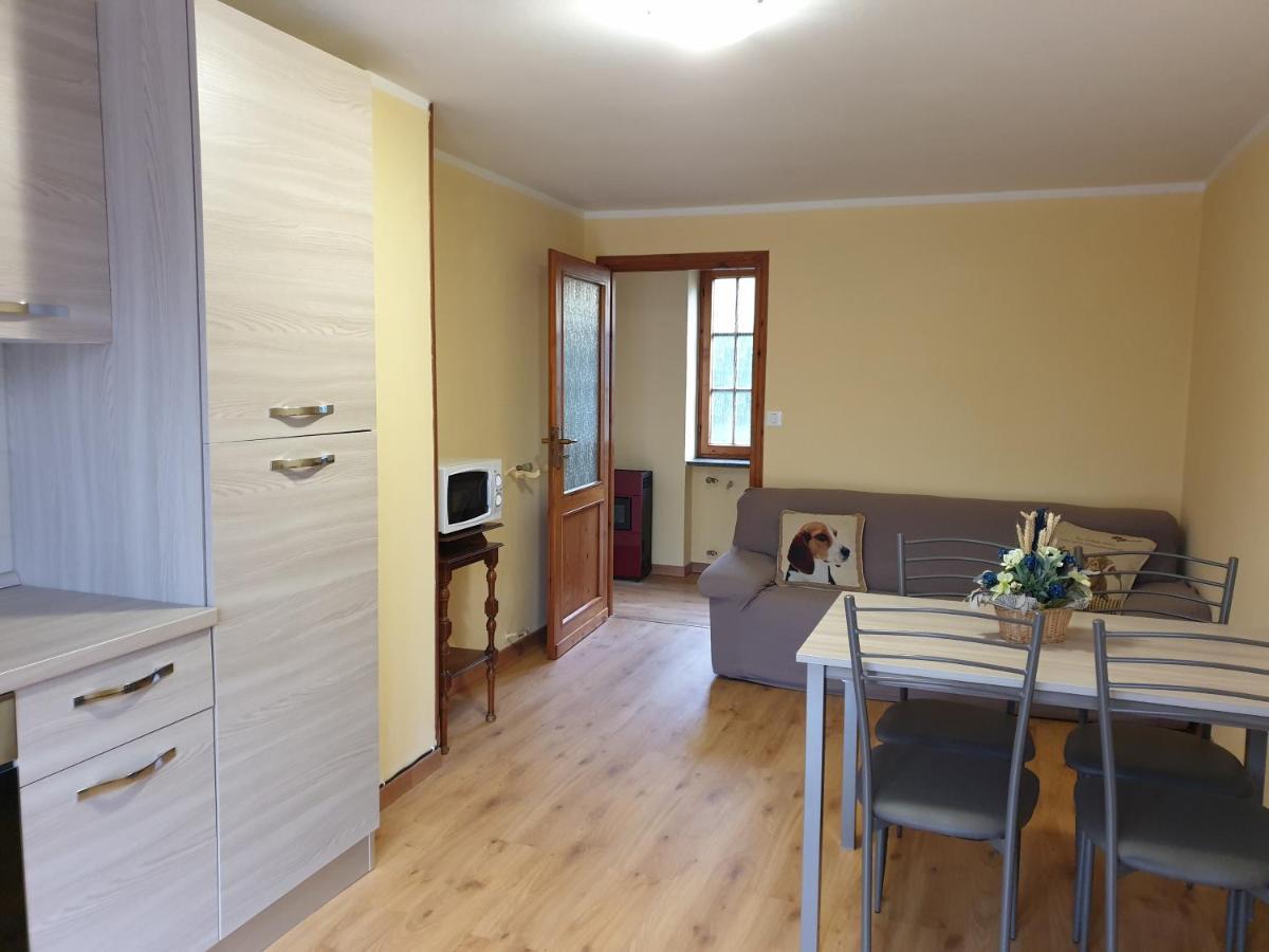 Casa Le Rondini Lejlighed Mezzenile Eksteriør billede