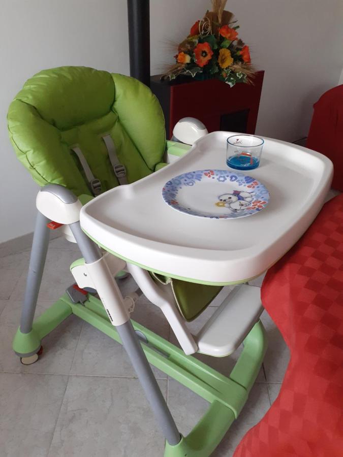 Casa Le Rondini Lejlighed Mezzenile Eksteriør billede